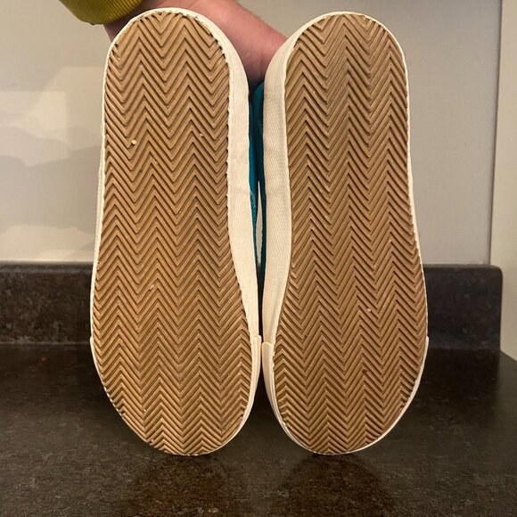 MEC Igopogo Neoprene Watershoes - Size 6 - Picture 6 of 8